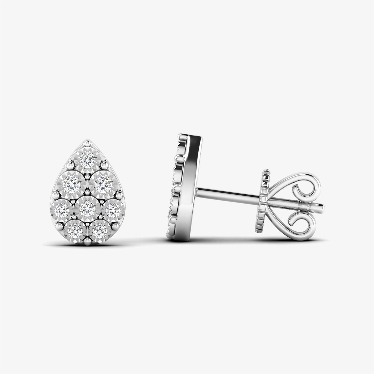 14K Teardrop Illusion Pear Shaped Stud