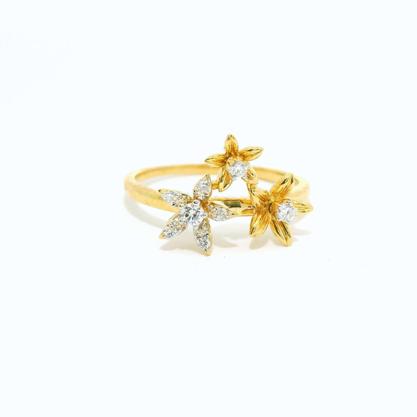 18K Yellow Gold Multi Flower Diamond Ring