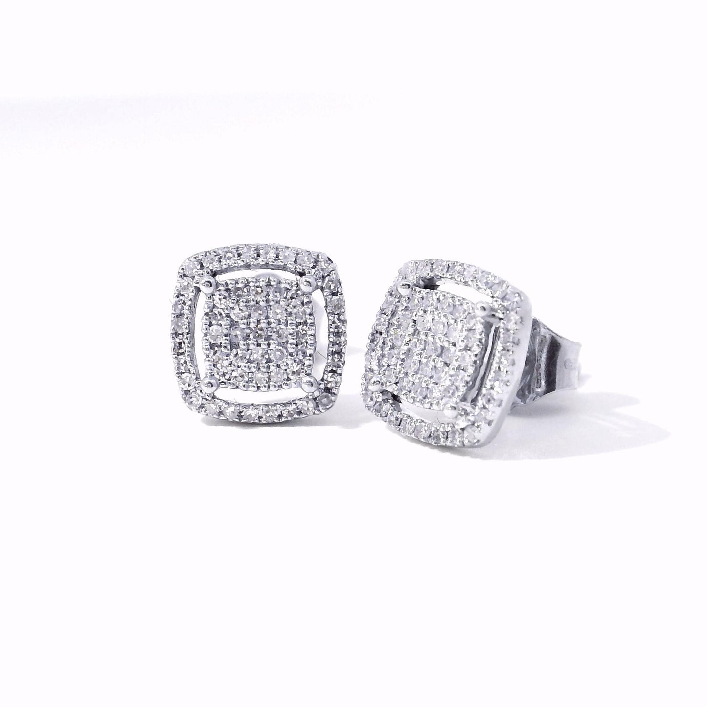 Classic Diamond Stud Earring