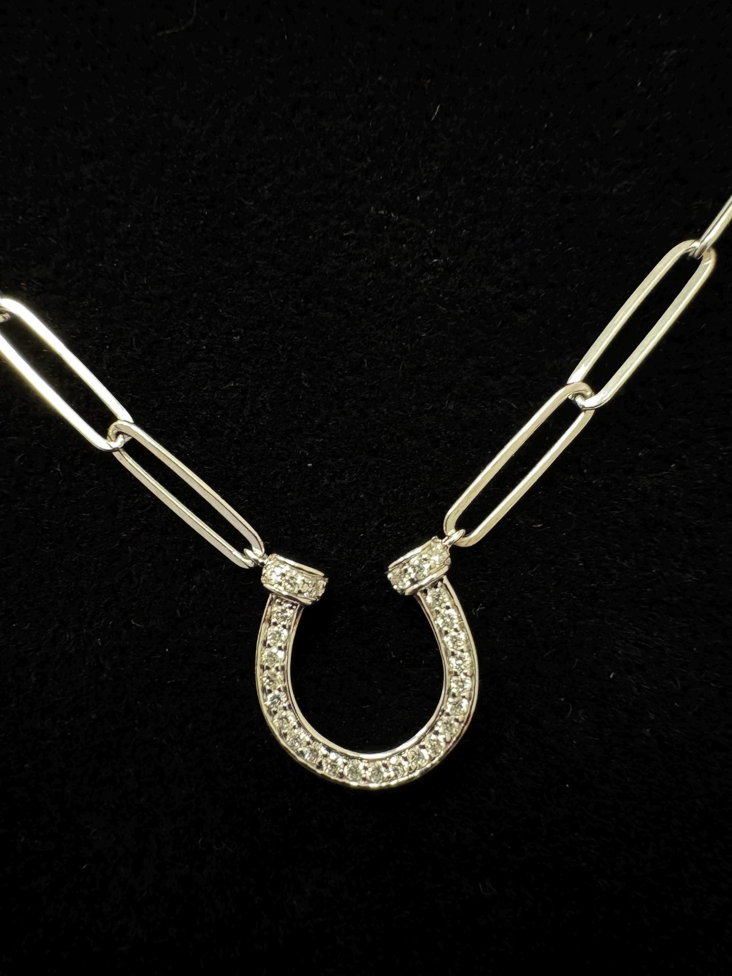 14K Horseshoe